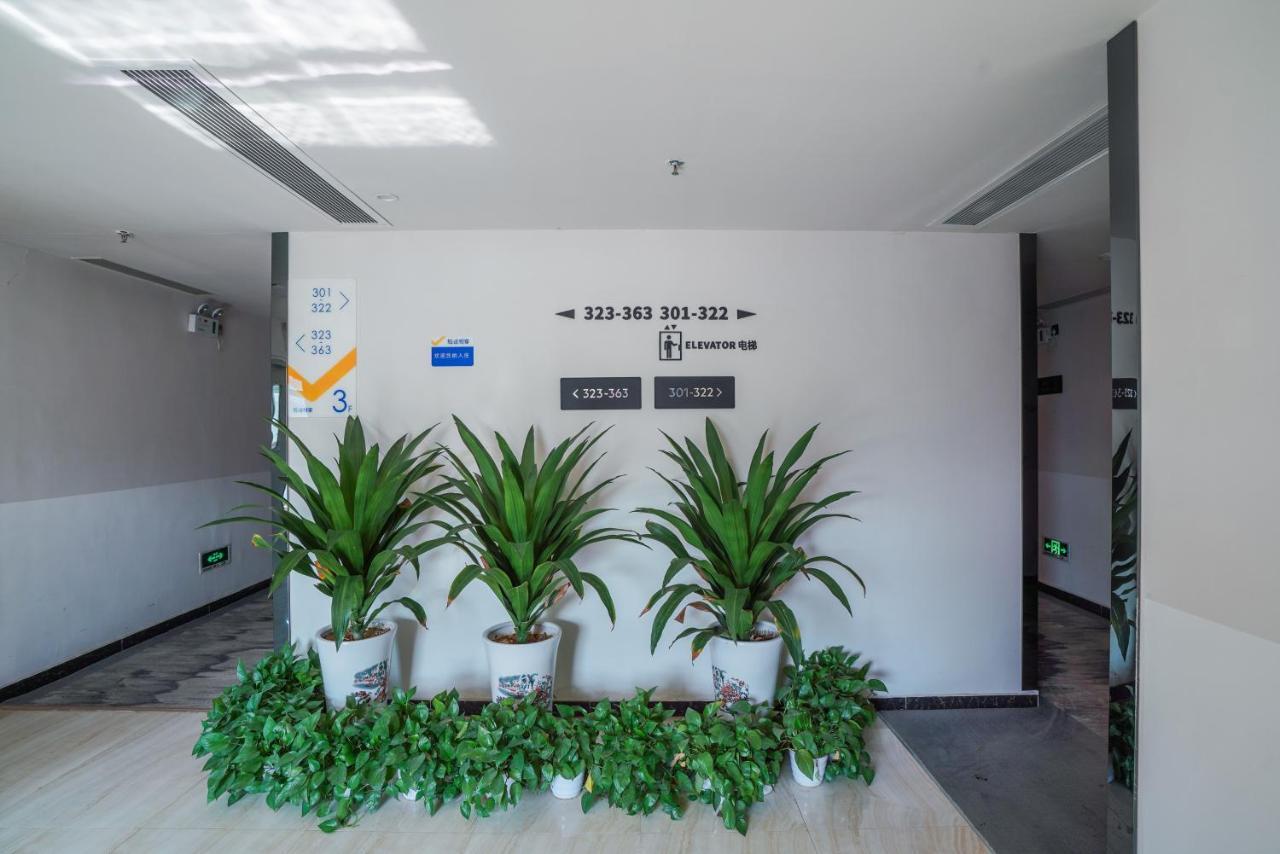 Felice Hotel-Guangzhou Baiyun International Airport Renhe Metro Station Branch Dış mekan fotoğraf