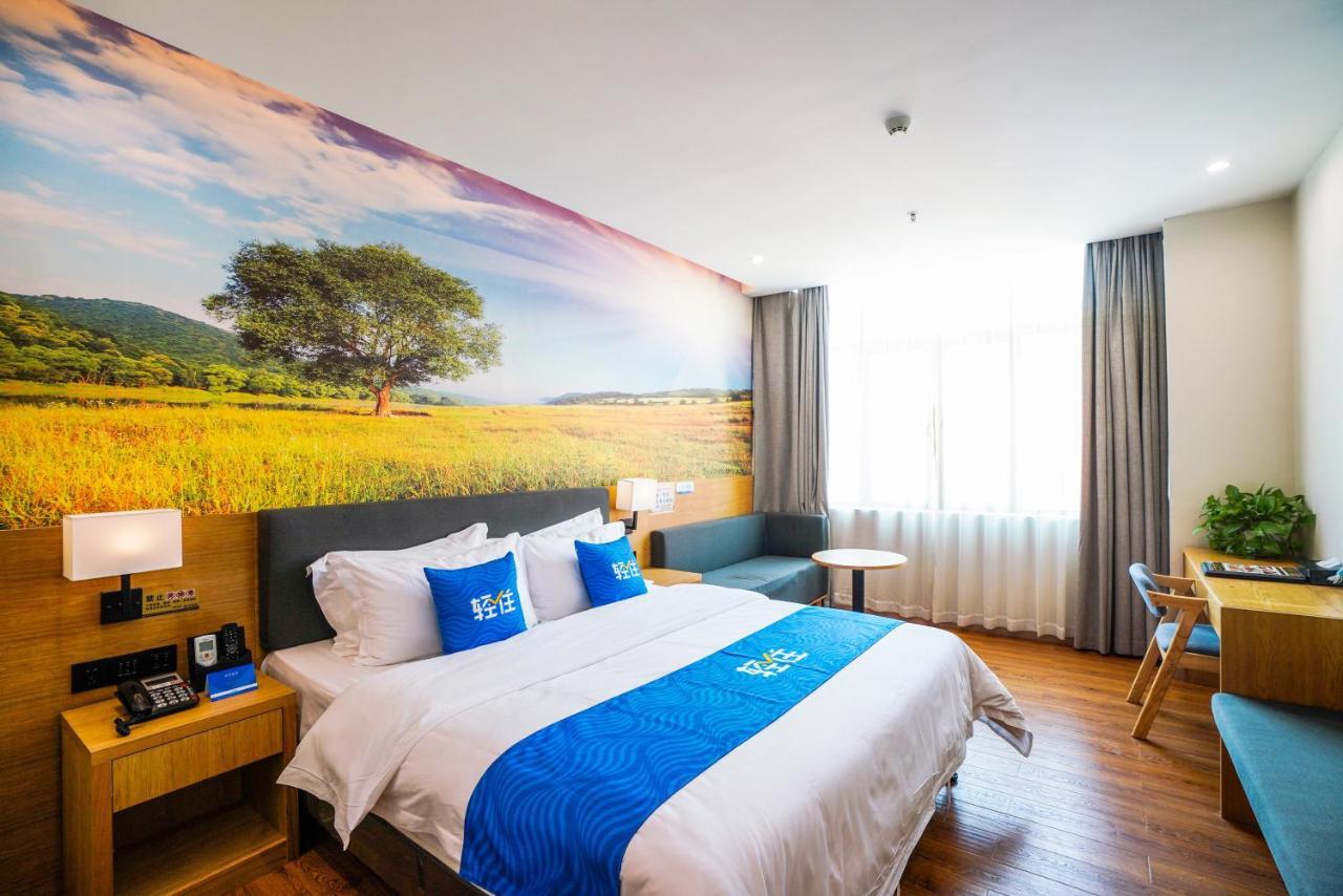 Felice Hotel-Guangzhou Baiyun International Airport Renhe Metro Station Branch Dış mekan fotoğraf