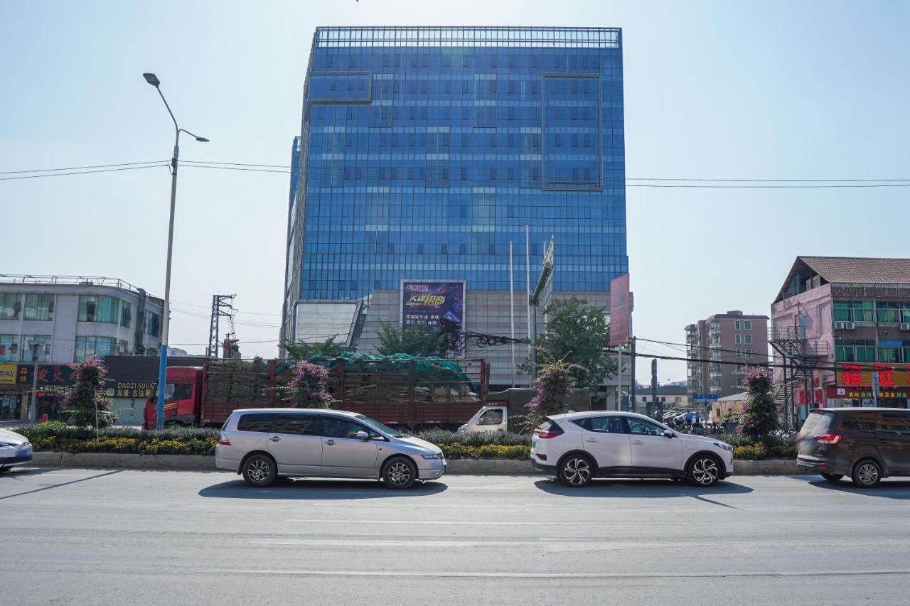 Felice Hotel-Guangzhou Baiyun International Airport Renhe Metro Station Branch Dış mekan fotoğraf